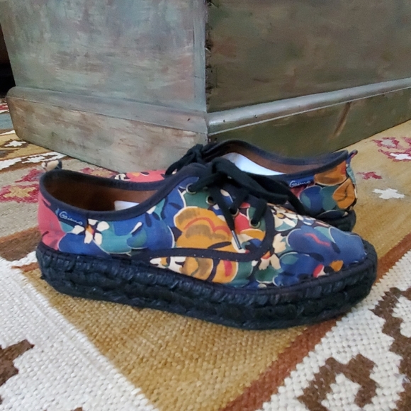 Gaimo Wedge Floral Espadrilles sz 7 Handmade Spain - Picture 1 of 7